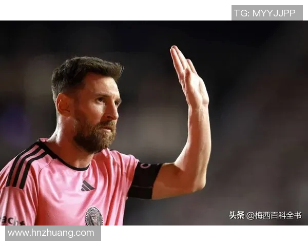 足球明星面对记者采访时的害羞瞬间揭示了他们真实的一面